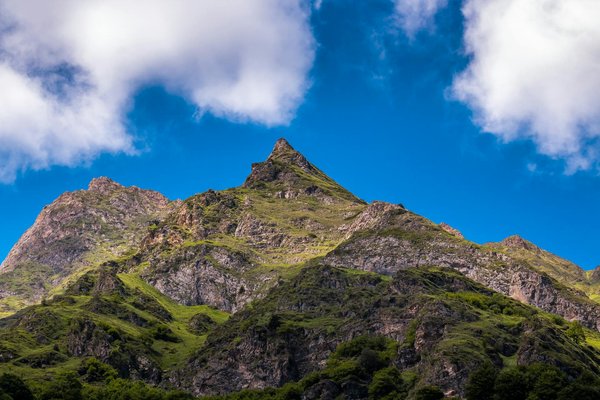 Embarquez pour une aventure inoubliable : Louez un bateau pour explorer la Riviera française